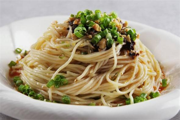 产妇可以吃凉面吗,孕妇可以吃凉面么