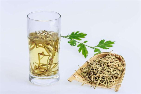 菊花和鱼腥草可以一起泡水喝吗,鱼腥草可以和菊花一起煮水喝吗