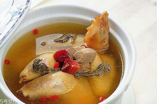 孕妇可以吃田七海马鸡汤吗,孕妇能吃海马炖鸡汤吗