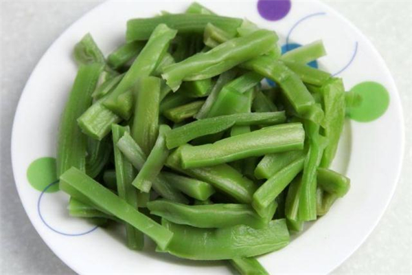 贡菜怎么炒更好吃,贡菜生的可以吃吗