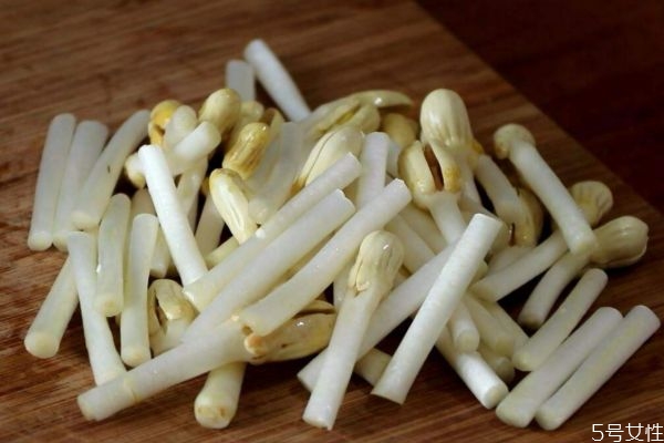 武汉暴雨高铁晚点(武汉暴雨高铁晚点)