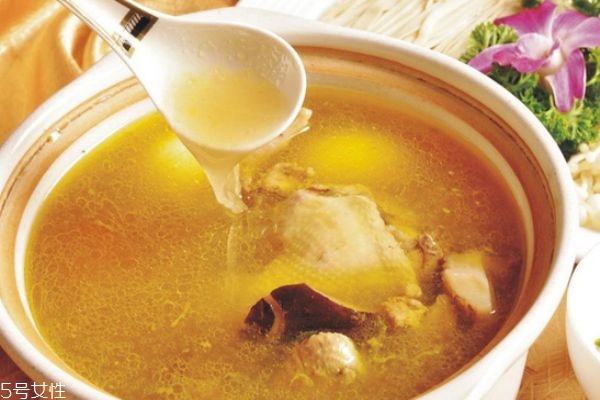 鸡汤怎么弄才好喝,什么鸡汤好喝又有营养