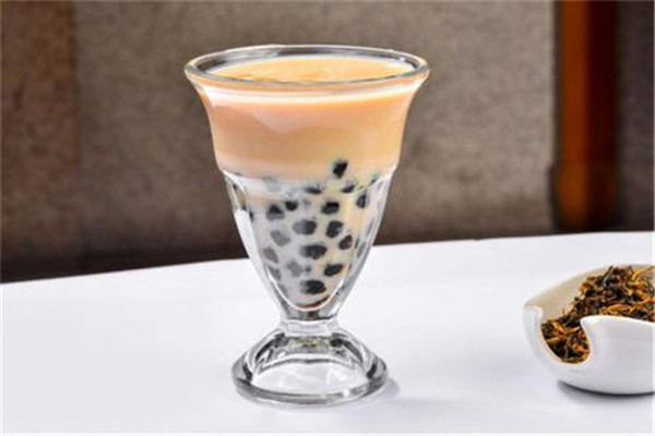 喝奶茶就想吐是什么原因,为什么奶茶喝多了总有想吐的感觉 喝奶茶就想吐是什么原因,为什么奶茶喝多了总有想吐的感觉