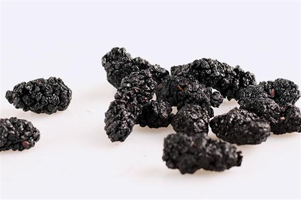 吃桑葚干能提高酒量吗,吃桑葚干能达到解酒效果吗 吃桑葚干能提高酒量吗,吃桑葚干能达到解酒效果吗