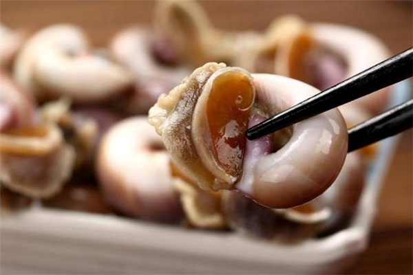 香螺吃多了会产生什么症状,香螺整个都可以吃吗