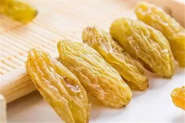 葡萄干能煮粥吗,用葡萄干煮粥喝有何功效