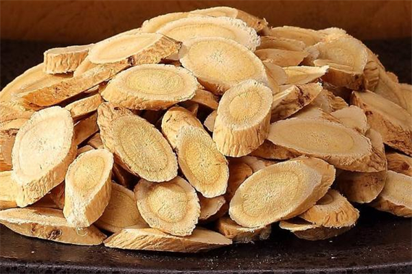 夏天喝黄芪上火吗?,常喝黄芪上火吗