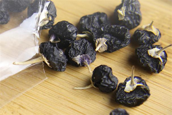 黑枸杞放了一年了还能喝吗,黑枸杞存放三年还能吃吗