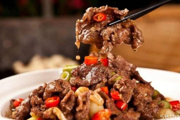 小炒牛肉怎么做好吃又嫩,小炒牛肉怎么做好吃 小炒牛肉怎么做好吃又嫩,小炒牛肉怎么做好吃