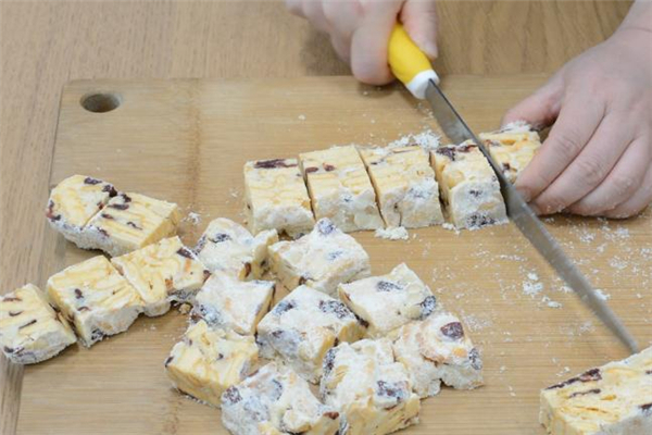 做雪花酥的饼干推荐,雪花酥属于什么类甜点