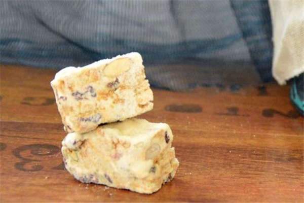 做雪花酥可以用不锈钢锅吗,用普通铁锅可以做雪花酥吗