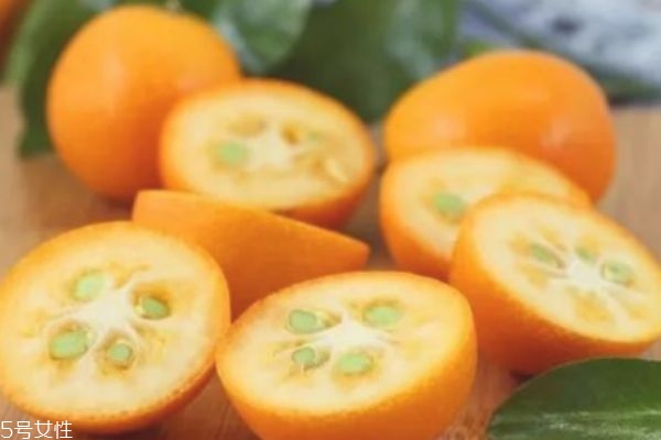 金桔是上火还是下火的,金桔是上火还是去火 金桔是上火还是下火的,金桔是上火还是去火