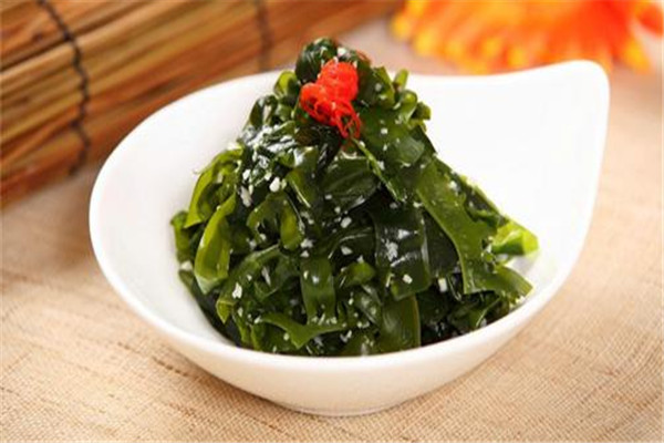 请问海带和西红柿能一起吃吗,海带能跟西红柿一起吃吗