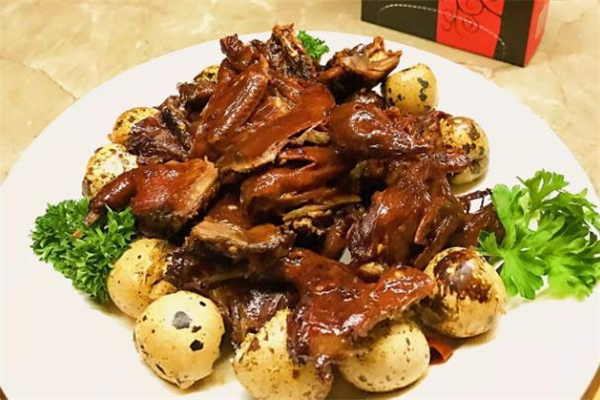 鹌鹑哪些部位不能吃,鹌鹑哪里不能吃