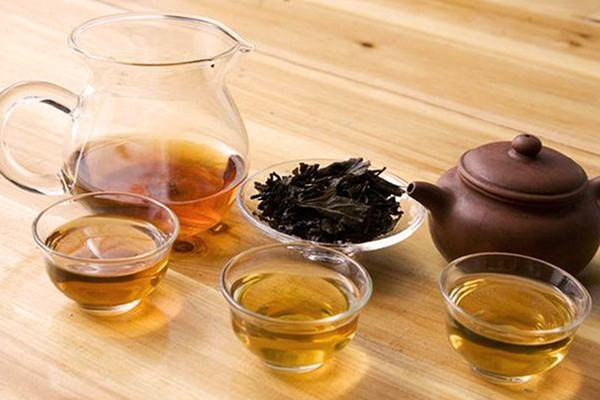 冬季可以喝黄芪泡水吗,黄芪泡水冬天喝好还是夏天喝好