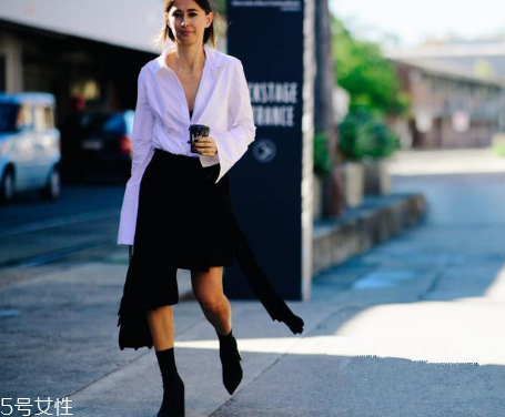 不对称设计的好处,737发动机机罩的不对称设计 不对称设计的好处,737发动机机罩的不对称设计