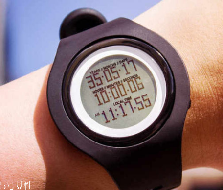 死亡手表为什么会害人,为什么人死了手表就停了