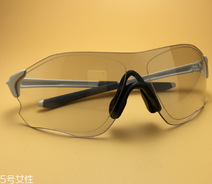 oakley眼镜怎么样,oakley眼镜是什么档次