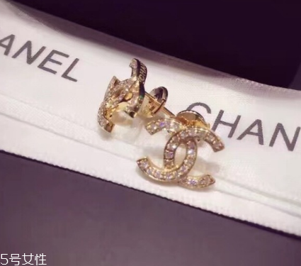 耳朵耳钉发炎该怎么办,耳钉子发炎 耳朵耳钉发炎该怎么办,耳钉子发炎