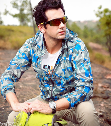 骆驼防风衣怎么样,骆驼卫衣怎么样