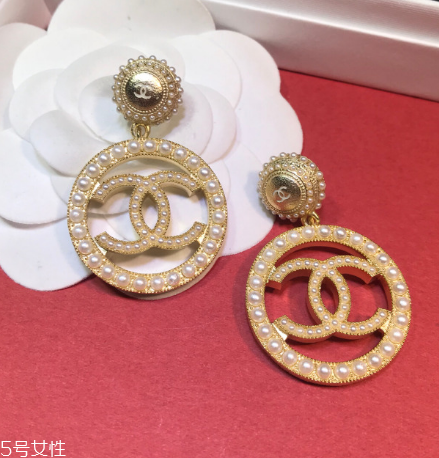 耳环过敏有什么妙招,戴耳环过敏怎么办小妙招轻松搞定