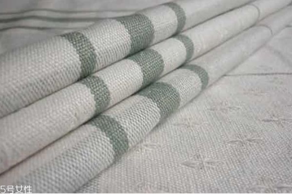 婴幼儿不适宜睡竹席子(新生儿能睡凉席吗)