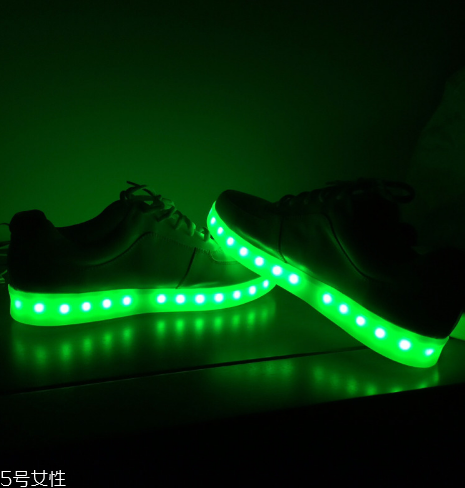 Simulation发光鞋,simulation发光鞋正品 Simulation发光鞋,simulation发光鞋正品