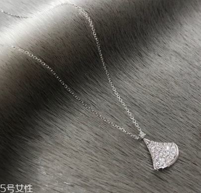 宝格丽小扇子项链官网报价,宝格丽小扇子项链怎么样