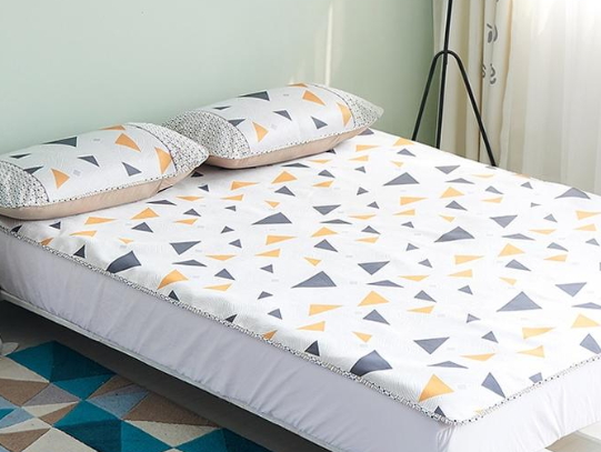 天丝和冰丝的区别,天丝和冰丝的区别 天丝和冰丝哪个更凉快 天丝和冰丝的区别,天丝和冰丝的区别 天丝和冰丝哪个更凉快