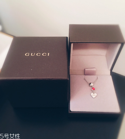 项链颜色怎么选择,项链材质怎么选