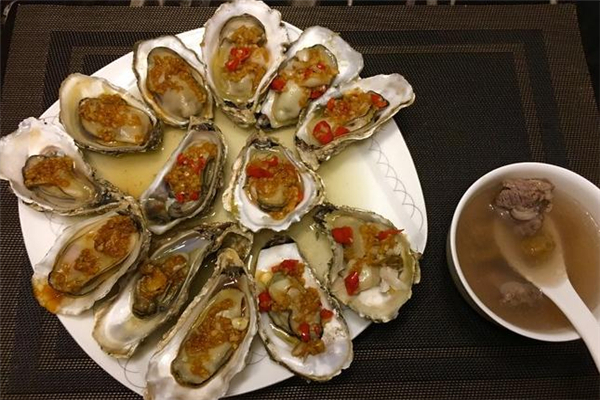生蚝蒸熟了还有寄生虫吗,生蚝蒸不熟,吃了有没有寄生虫