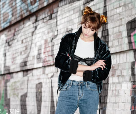 抹胸的礼服穿什么内衣,裹胸和抹胸什么区别是什么 抹胸的礼服穿什么内衣,裹胸和抹胸什么区别是什么