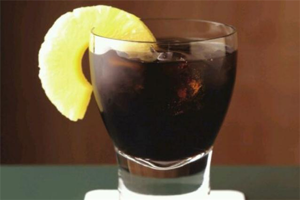 酸梅汤里有山楂吗,酸梅山楂汤的功效和作用