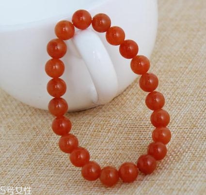 玛瑙佩戴注意事项,玛瑙的佩戴方法有没有什么讲究