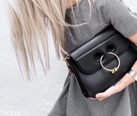 黑色圆环包,黑色圆环图片