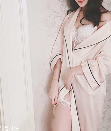 衣服油渍的清洗方法,如何清洗棉衣上的油渍