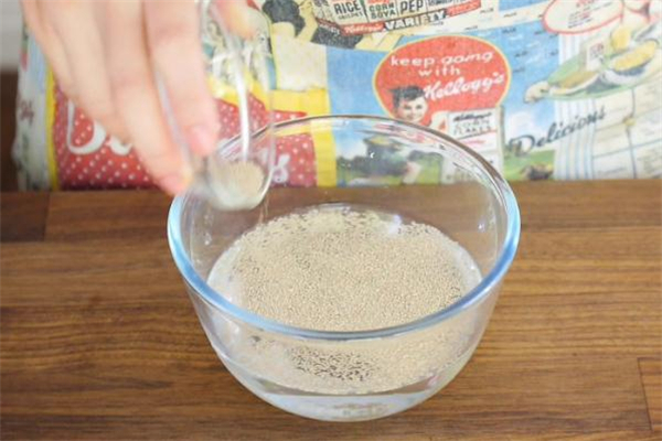 酵母粉发酵需要多少温度,酵母粉多少温度合适