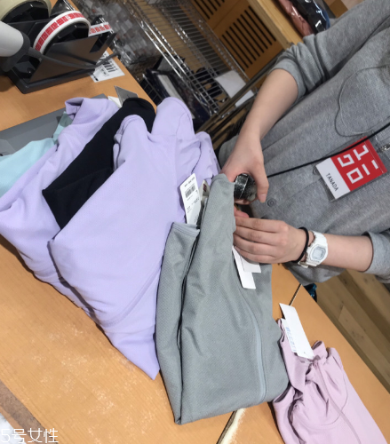 优衣库的防晒衣洗过还防晒吗,优衣库防晒衣可以放洗衣机吗 优衣库的防晒衣洗过还防晒吗,优衣库防晒衣可以放洗衣机吗