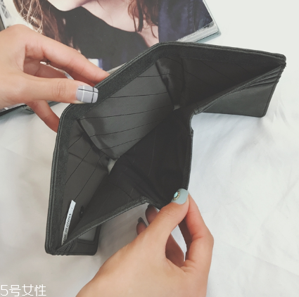 钱包颜色选择,怎么知道适合什么颜色的钱包