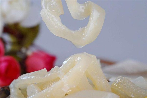 孕妇可以吃泡椒猪皮吗,孕妇可以吃泡椒猪皮吗早期