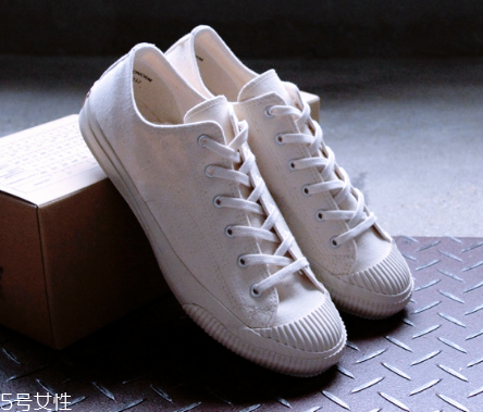 pras帆布鞋,praseda是啥品牌鞋子