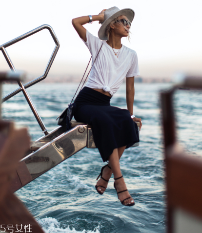 衣服怎么选尺码,买衣服尺码表怎么选择