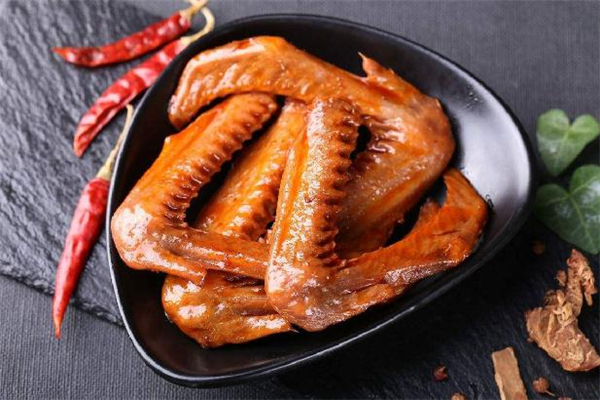 怀孕可以吃鸭翅吗,怀孕初期可以吃鸭翅吗