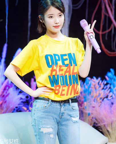 衣服上的血渍怎么清理,粘在衣服上很久的血迹怎么洗掉 衣服上的血渍怎么清理,粘在衣服上很久的血迹怎么洗掉