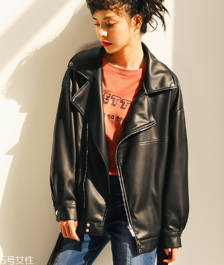 皮衣压皱了怎么办教你一招去褶皱,皮衣皱了怎么办教你一招去褶皱