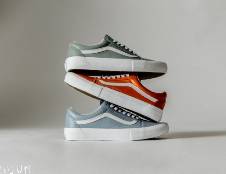 帆布鞋内部怎么清洗,帆布鞋清洗小窍门