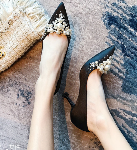 高跟鞋走路脚疼如何缓解,如何缓解高跟鞋脚痛