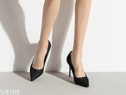 高跟鞋怎么软化,高跟鞋怎么软化磨脚边边 高跟鞋怎么软化,高跟鞋怎么软化磨脚边边