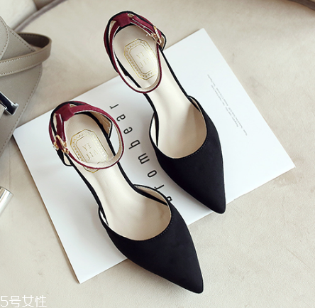 高跟鞋味道大怎么办,为什么有些鞋子味道特别大