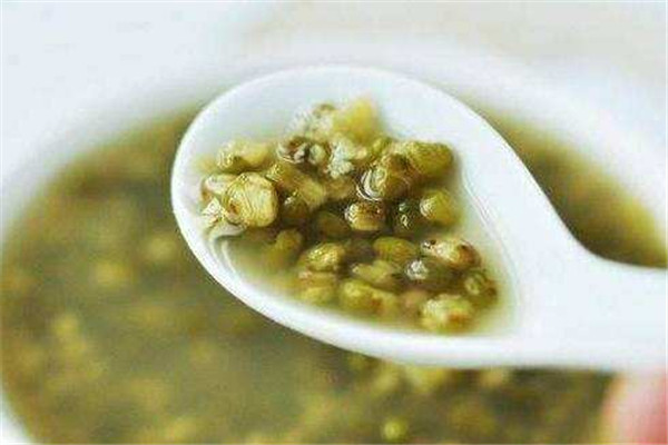 绿豆和什么不能一起吃,绿豆不能和10种食物一起吃